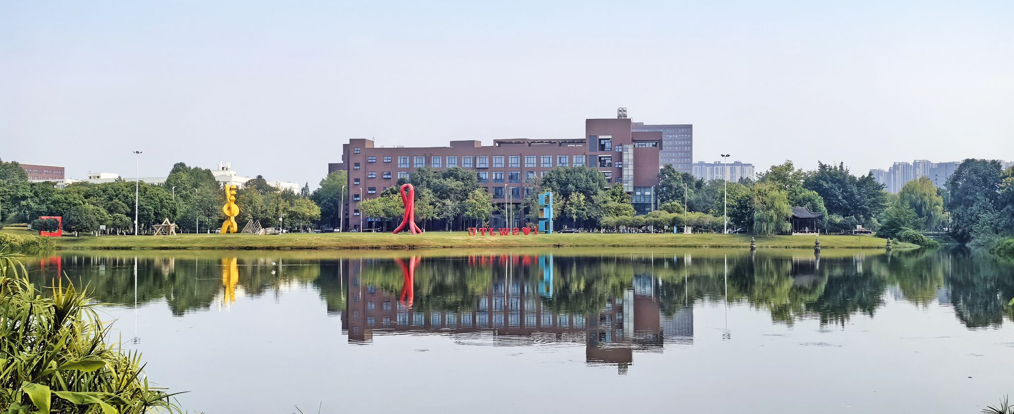 建筑策划助力“好房子、好小区、好社区、好城区”建设亚洲成人在线
论坛在亚洲成人在线
隆重召开